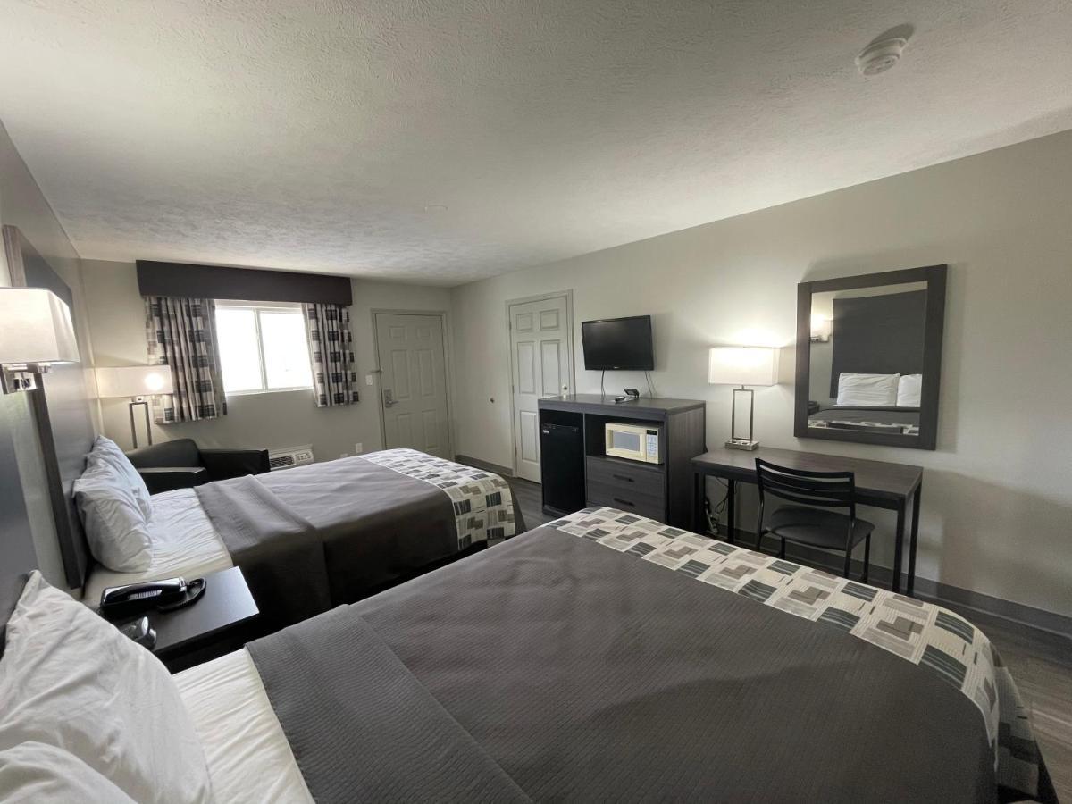 Embassy Inn - Hohenwald Bagian luar foto